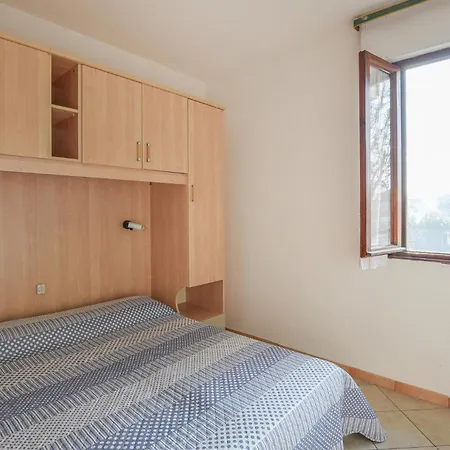 Apartment Eden 2 *